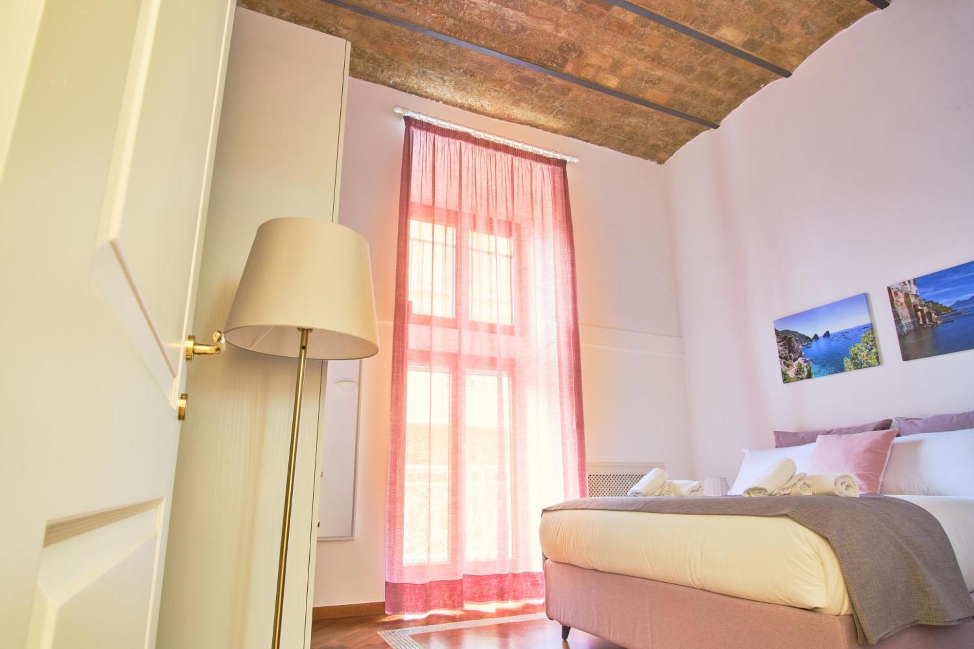 Pink Star Napoli Luxury Apartment Luaran gambar